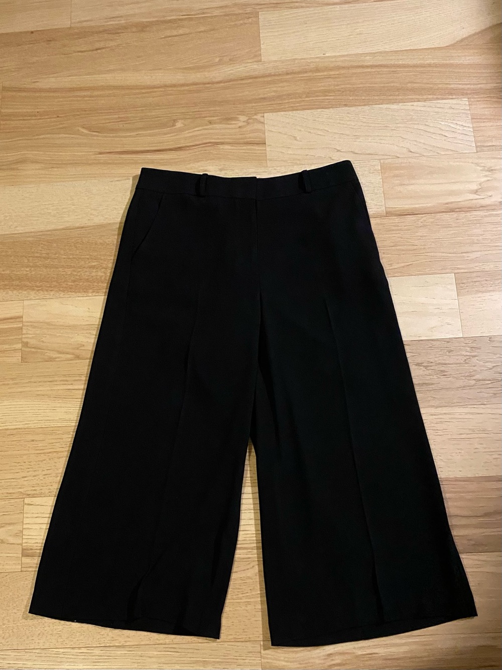 Ann Taylor LOFT Black Wide-Leg Cropped Trousers Size 6